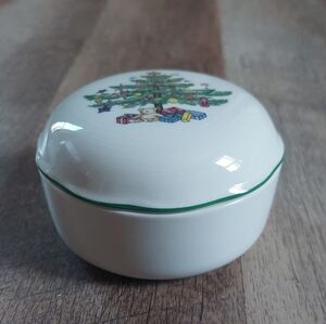 Nikko CHRISTMASTIME Bon Bon Covered Candy Dish Christmas Tree Japan